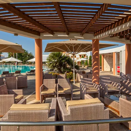 Semesteranläggning (resort) Neptune Luxury