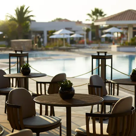 Neptune Luxury Resort 5*