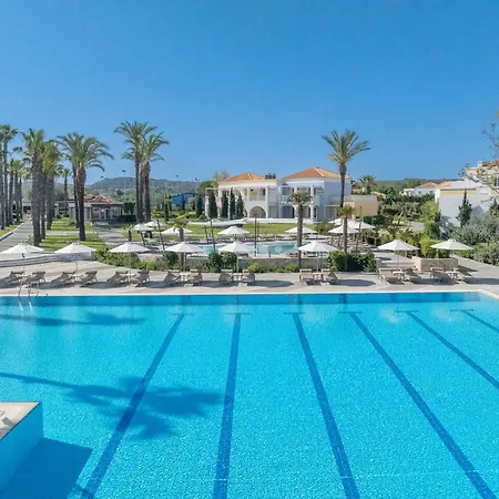 Neptune Luxury Resort