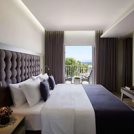 Neptune Luxury Resort 5*