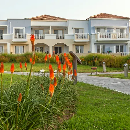 Neptune Luxury Resort 5*