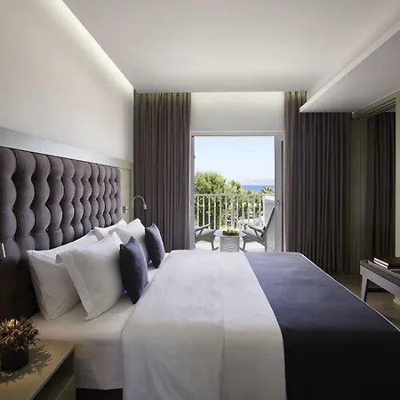منتجع Neptune Luxury