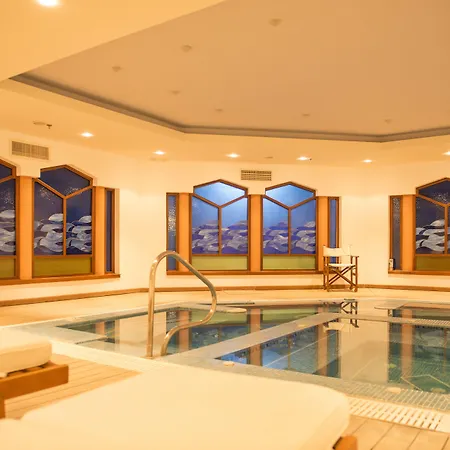 אתר נופש Neptune Luxury