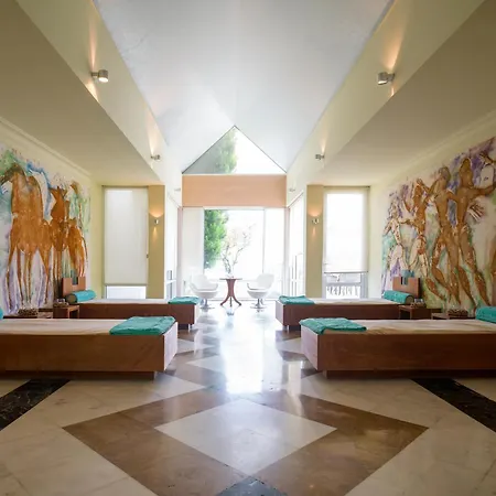 Neptune Luxury منتجع 5*