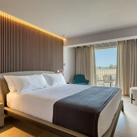 Neptune Luxury 5*