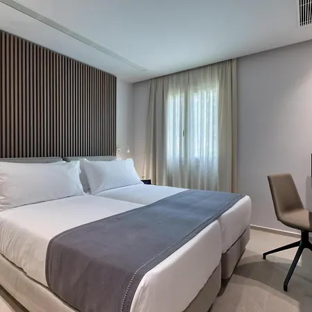 Neptune Luxury אתר נופש