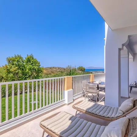 Neptune Luxury אתר נופש 5*