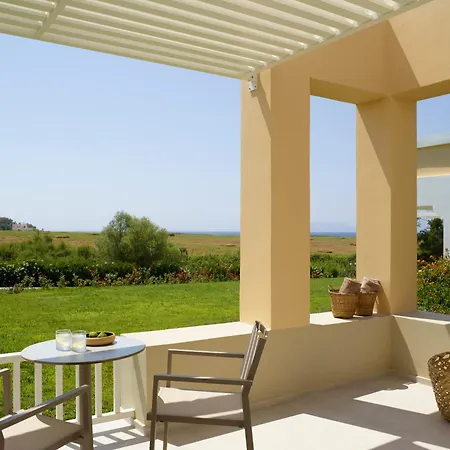 Neptune Luxury Resort 5*