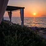 Neptune Luxury 度假村 马斯蒂查里