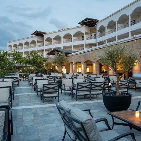 Neptune Luxury 5*