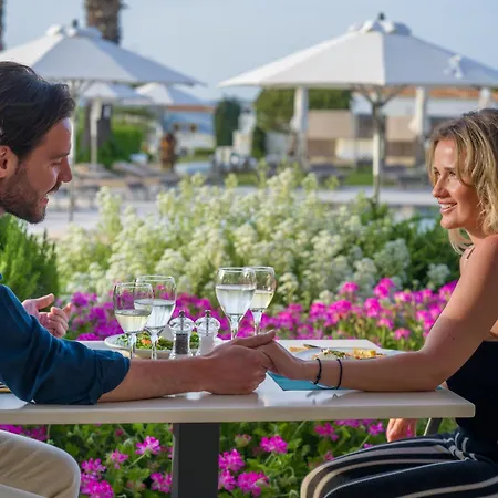 Complex Neptune Luxury Mastihari