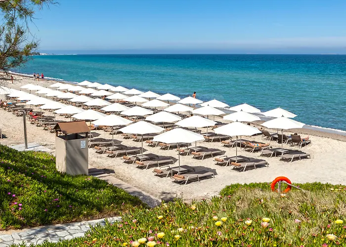 Neptune Luxury Resort