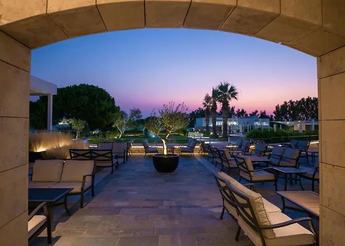 منتجع Neptune Luxury 5*