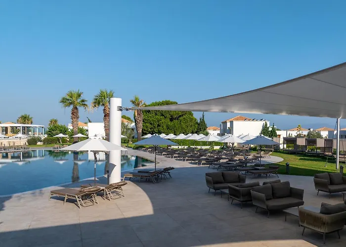 منتجع Neptune Luxury