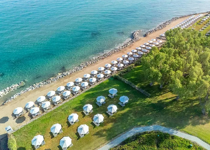 Neptune Luxury 5* ماستيخاري