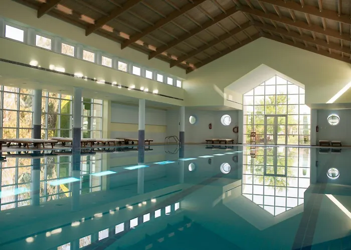 منتجع Neptune Luxury